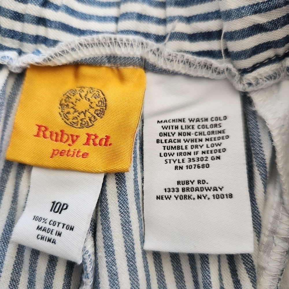 Ruby Rd Railroad Stripe Capri Pants - Picture 5 of 5